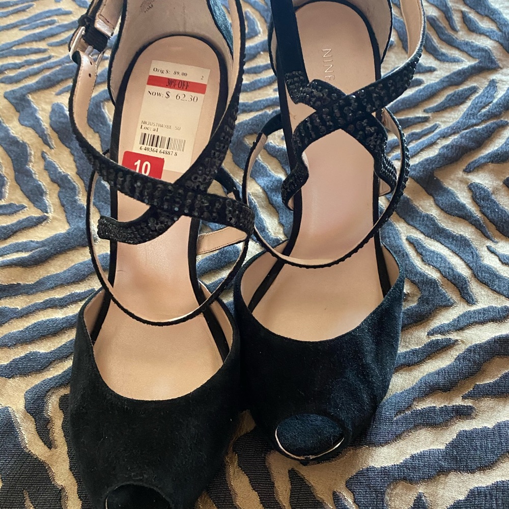 New black nine west 5” high heel peak a boo sandal